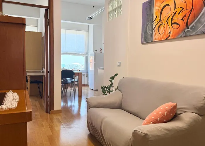 Se161 - Senigallia, Bilocale In Centro, Con Vista Mare E Rotonda Daire